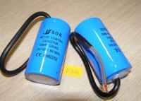 KONDENSATOR 100 MF/320V