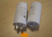 KONDENSATOR 50 MF/450V