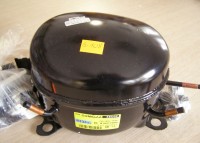 SPRĘŻARKA GL75/GVM66AA R134