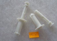 TRZPIEŃ AMORTYZATORA