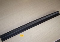 USZCZELKA DRZWI DOLNA 60CM