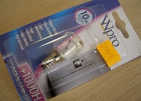 ŻARÓWKA 10W/230V E12